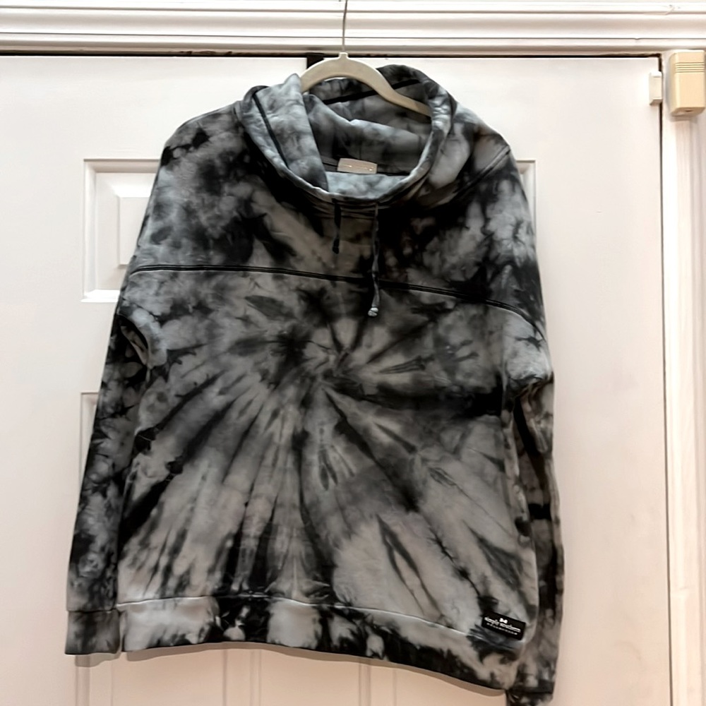 Simply Southern sweatshirt, tie dye, cowl neck